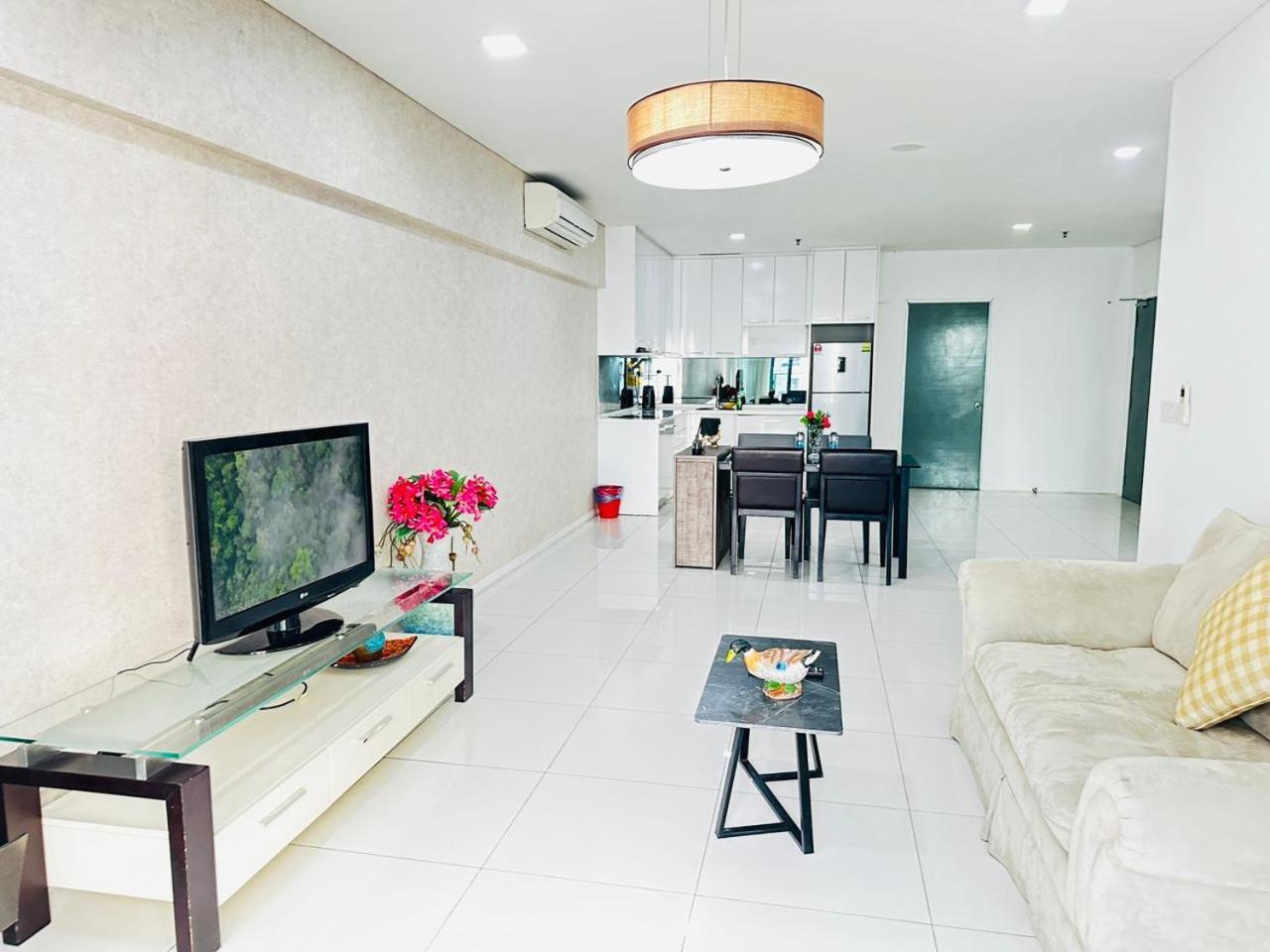Summer Suites By Hibiscus クアラルンプール エクステリア 写真